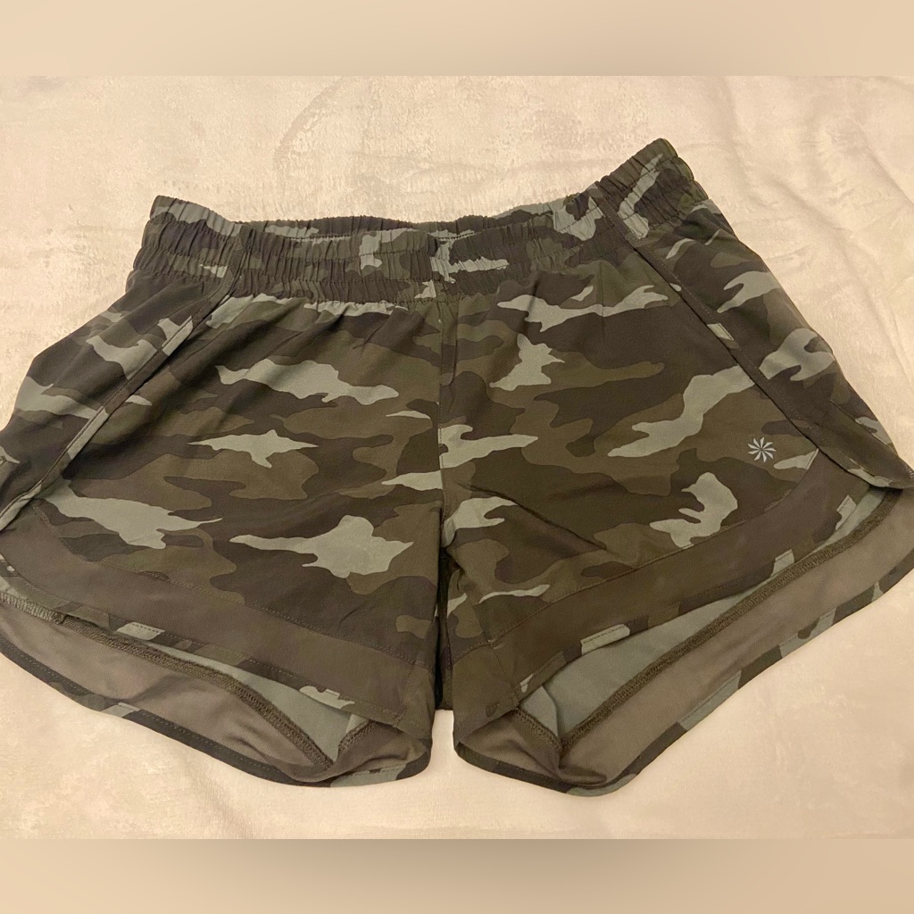 Athleta 4in Running Shorts, Green Camo